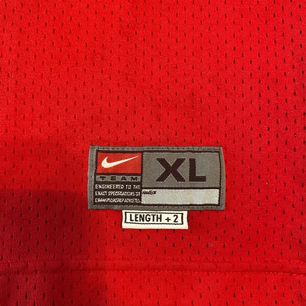 Michael Jordan #23 Basketball Jersey - Picture 7 of 9